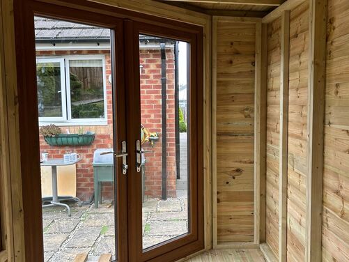 12x6 Corner Summer House