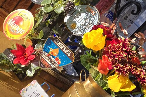 Gallery | Jolly Hucksters Mobile Bar Company | mobile bar Hertfordshire/mobile bar Buckinghamshire/mobile bar Hertfordshire/Wedding bar Buckinghamshire | wedding bar Hertfordshire | Real ale events bar /corporate events Hertfordshire/party bars Buckinghamshire/charity event bars