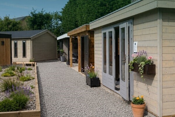 Bespoke Garden Buildings &amp; Offices | ForeverTimber UK Experts