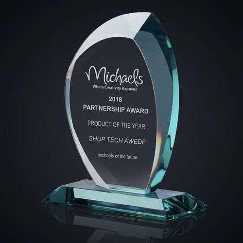 Barra Leaf Crystal Award – 190×130×20mm