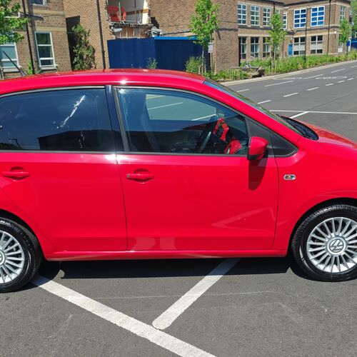 Volkswagen Move UP 2015