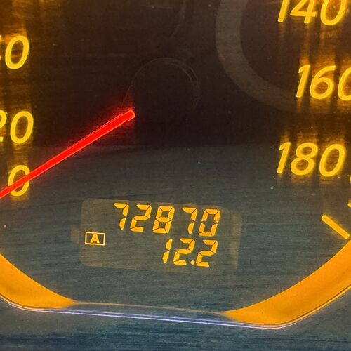 2005 Nissan Elgrand Camper Van 3.5 V6 - Blue - ProConversion - 1 UK Owner 8yrs