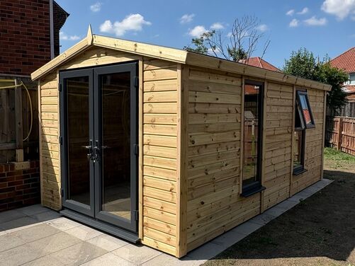 16x9 Apex Summer House