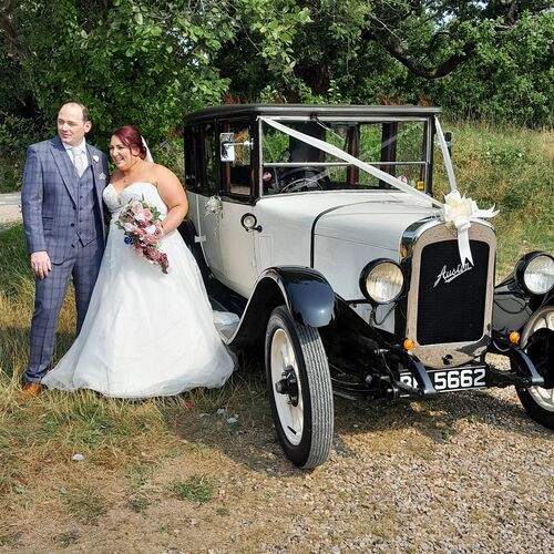 Gallery | Wedding Cars Harpenden, St Albans, Watford, Hemel Hempstead | Heritage Classic Cars