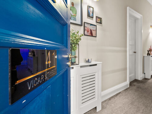 Vicar Street, Falkirk, FK1 1LL