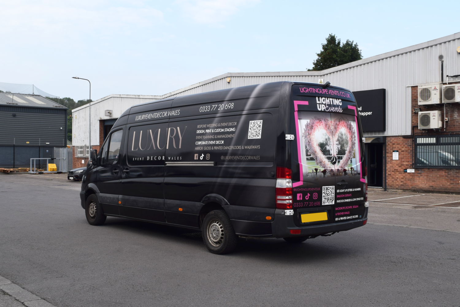 SP Entertainment - Mercedes Sprinter L3H2