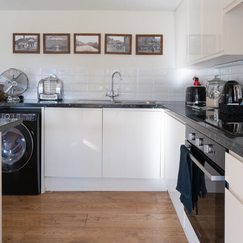 Little Tolpitts Lane, Watford WD18 9QG