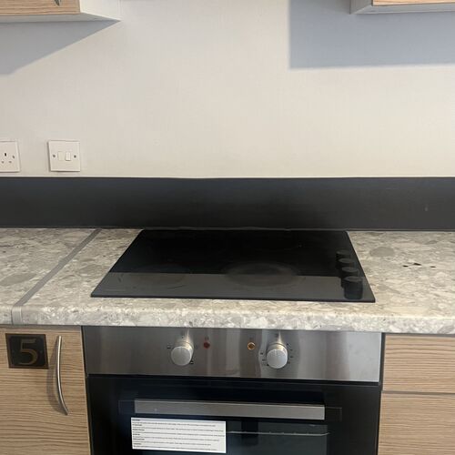 NETHERFIELD - ROOM RENTAL