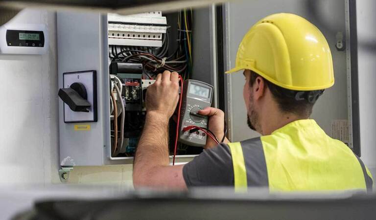 About Our NAPIT Electricians | Up-Close Electrical