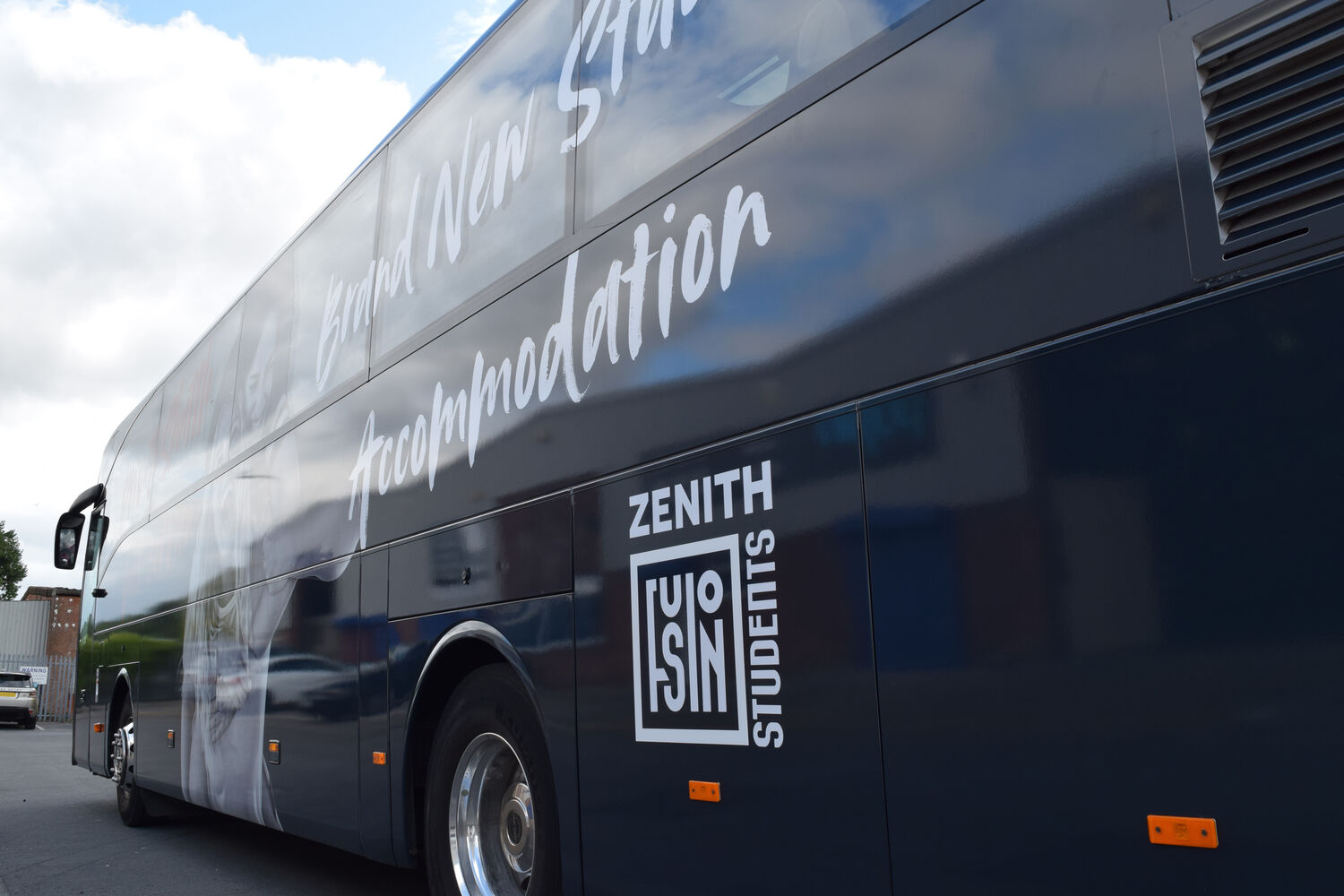 Fusion Students - Mercedes Tourismo