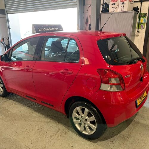 2011 (11) TOYOTA YARIS 1.3 DUAL VVT-i T SPIRIT 5 DOOR 