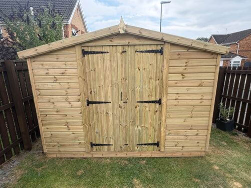 10x8 Apex Reverse Shed