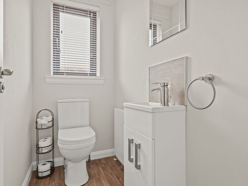 Dundee Place, New Carron, FK2 7SA