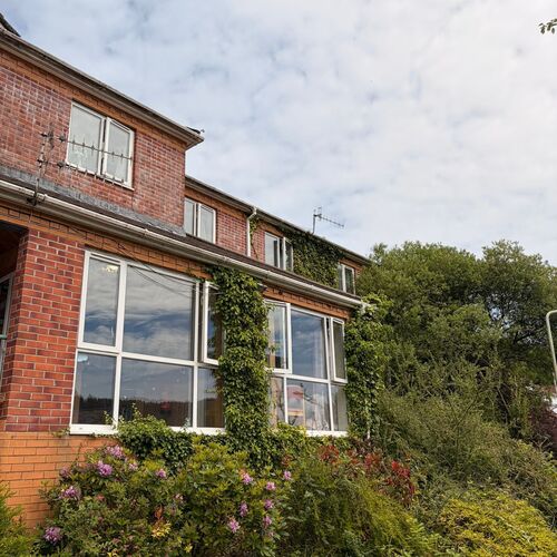 Ty Ross Care Home | Oakwood Care Group | Care home Pembrokeshire | Care home Powys | Oakwood care group