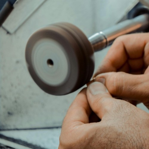 Cleaning, polishing & refinishing 