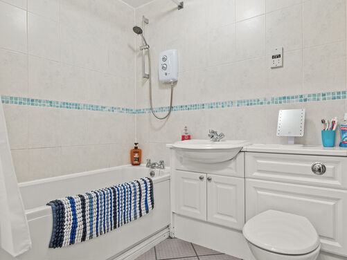 James Short Park, Falkirk, FK1 5EB