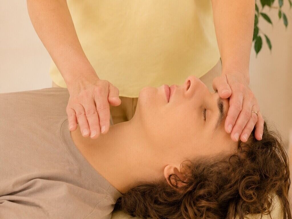 Reiki Therapy | Naturopathic Nutritionist