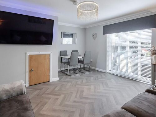 Campbell Christie Drive, Falkirk, FK2 7GS