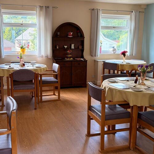 Woffington Care Home | Oakwood Care Group | Care home Pembrokeshire | Care home Powys | Oakwood care group