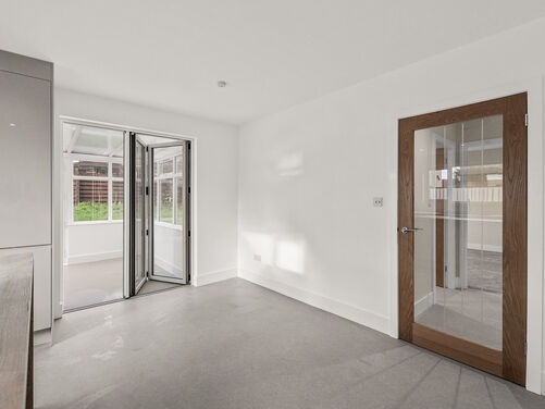 Auchinbaird, Sauchie, FK10 3HB