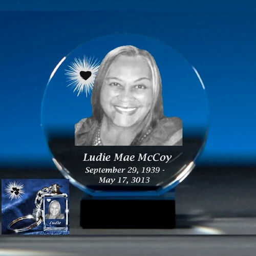 The 2D Harris 10x10x4cm Pure Crystal Circle