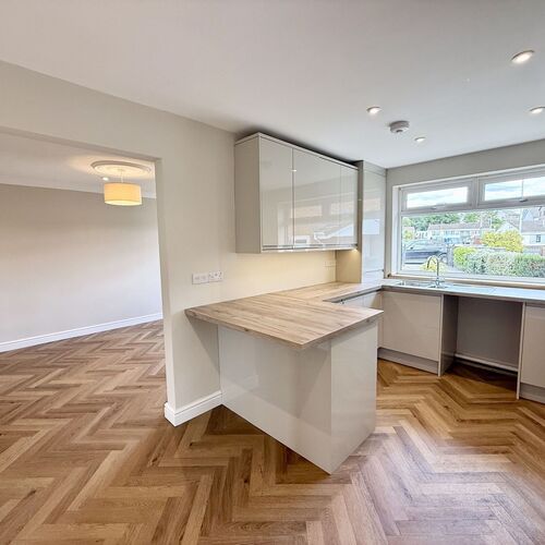 Bryn Henllan, Brynna, CF72 9SG