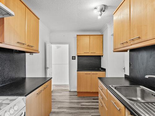 Kincardine Road, Carronshore, FK2 8AE