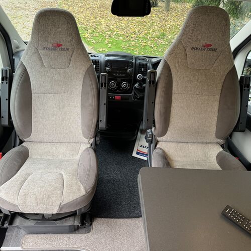 2020 Roller Team Toleno R 4 Berth Camper Van Fiat Ducato 2.3 MJet - 1 Owner