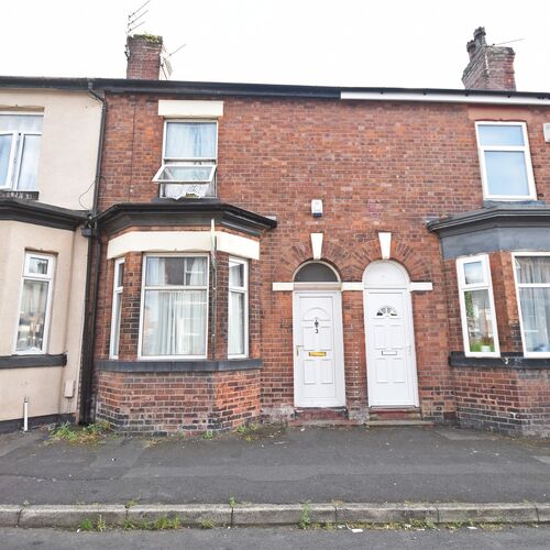 2 BEDROOM Mid Terrace For SALE