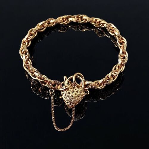 Prince of Wales bracelet with heart padlock