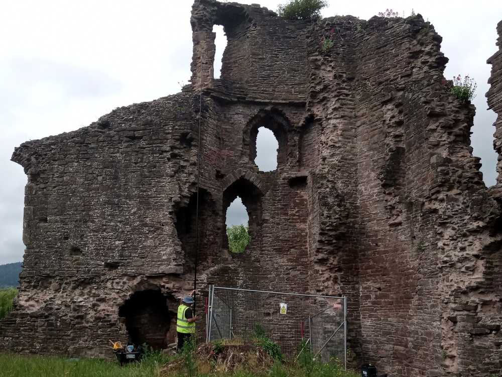Abergavenny Castle Archaeology & 3D Scanning | APAC