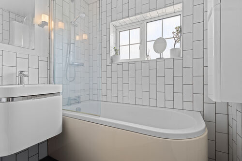 Longland Road, Eastbourne