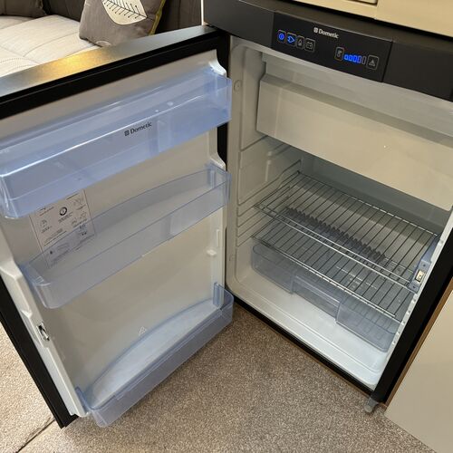 2014 Swift Elegance 580 Caravan 4 Berth - ALDE - Motor Mover - Solar