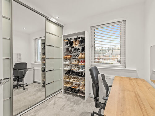 Hawley Road, Falkirk, FK1 1SW