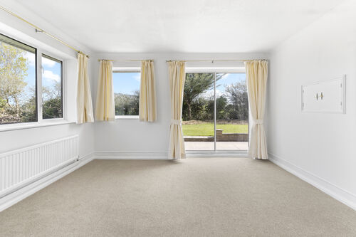 Glen Close, Polegate