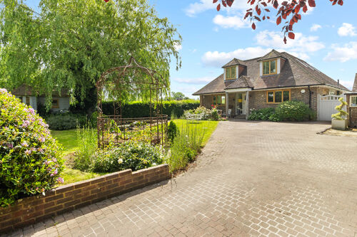 Hankham Hall Road, Hankham