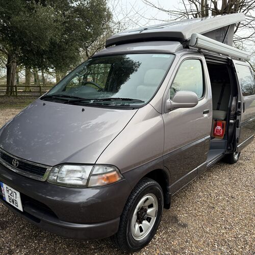 Wellhouse Toyota Granvia Luxury Camper Van 4 Berth - Automatic 4WD