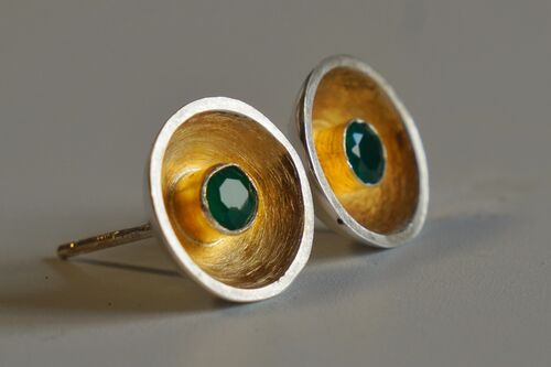 Stunning simple Gold Plated stud earrings set with Kyanites