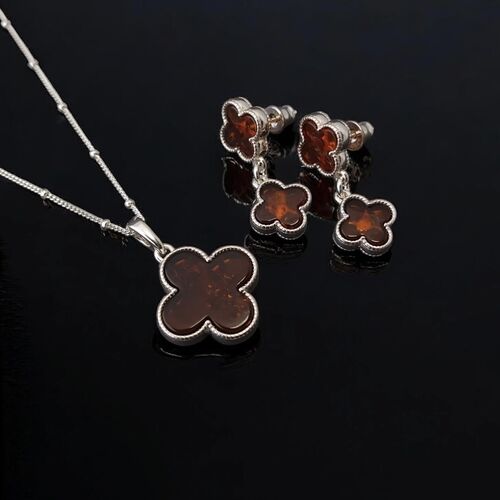 Amber quatrefoil drop earrings in sterling silver