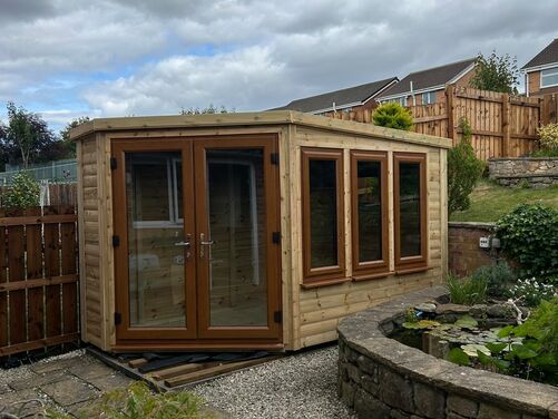 12x6 Corner Summer House