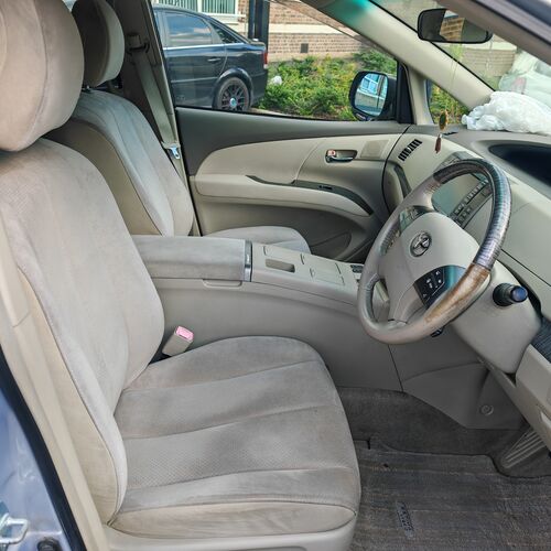 TOYOTA ESTIMA HYBRID E-FOUR