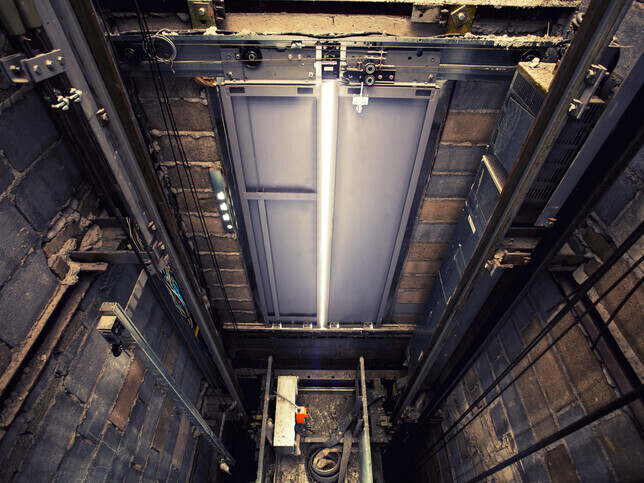 Lift Servicing &amp; Maintenance | Cert Safe Inspection Services Ltd | LOLER inspection High Wycombe | LOLER inspection company Buckinghamshire | LOLER Thorough examination Oxfordshire