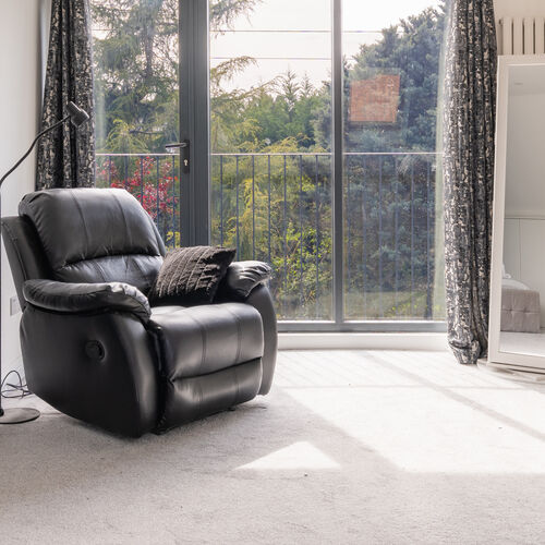 The Oaks, Watford WD19 4LR