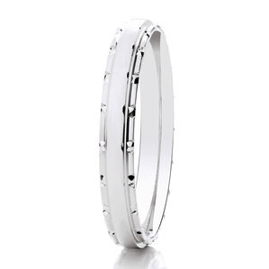 Studded edge diamond cut ring