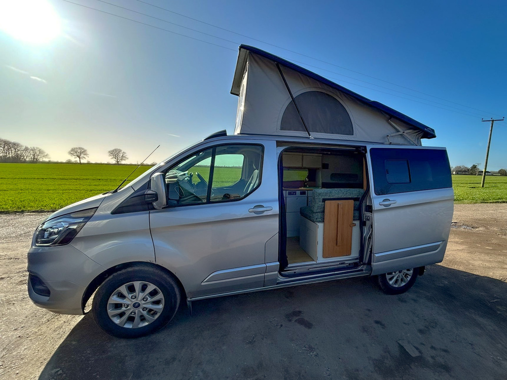 4 Berth Camper Conversions | Campervan Conversion Specialists Essex | One Five Two Vehicle Conversions