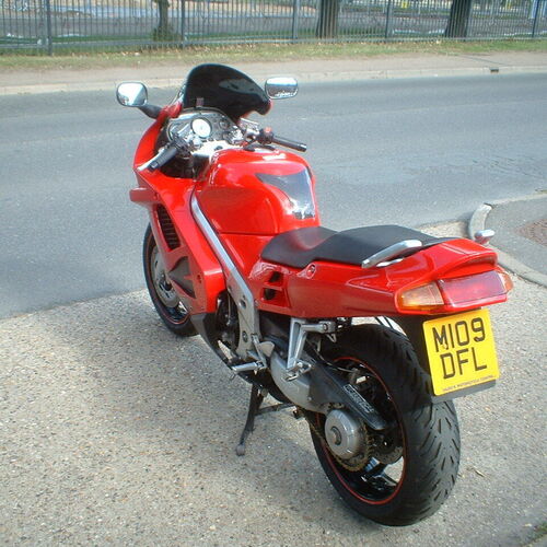 HONDA VFR750