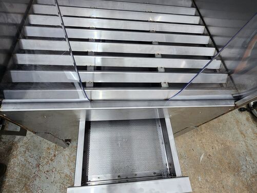 Wash Booth - Includes lid and PVC curtain