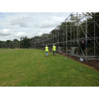 Temporary scaffolding to display media screens at Milton Keynes Bowl