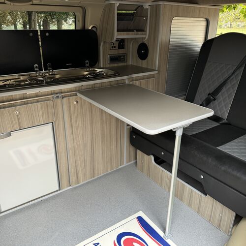 2005 Nissan Elgrand Camper Van 3.5 V6 - Blue - ProConversion - 1 UK Owner 8yrs