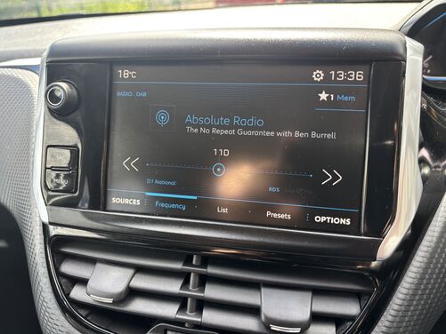 Peugeot 2008 1.2 PureTech Allure Euro 6 5dr
